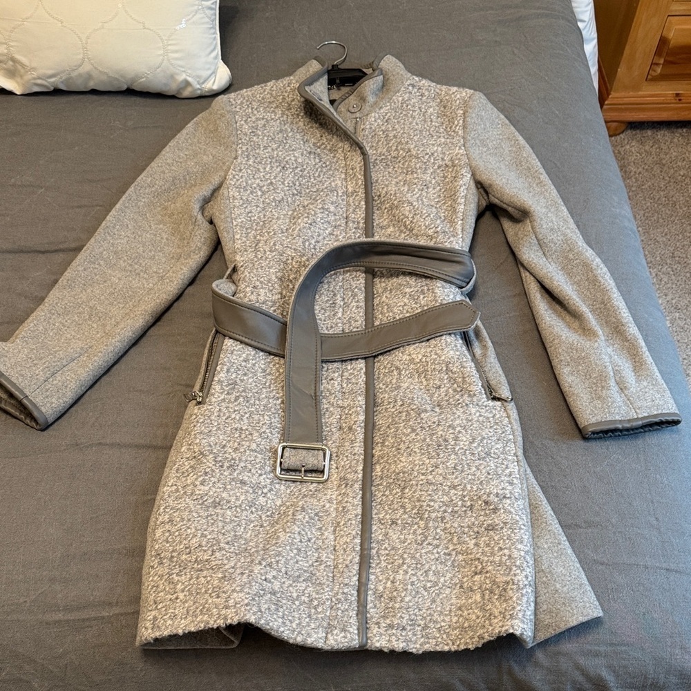 Vince Camuto Gray Trench Coat with Belt